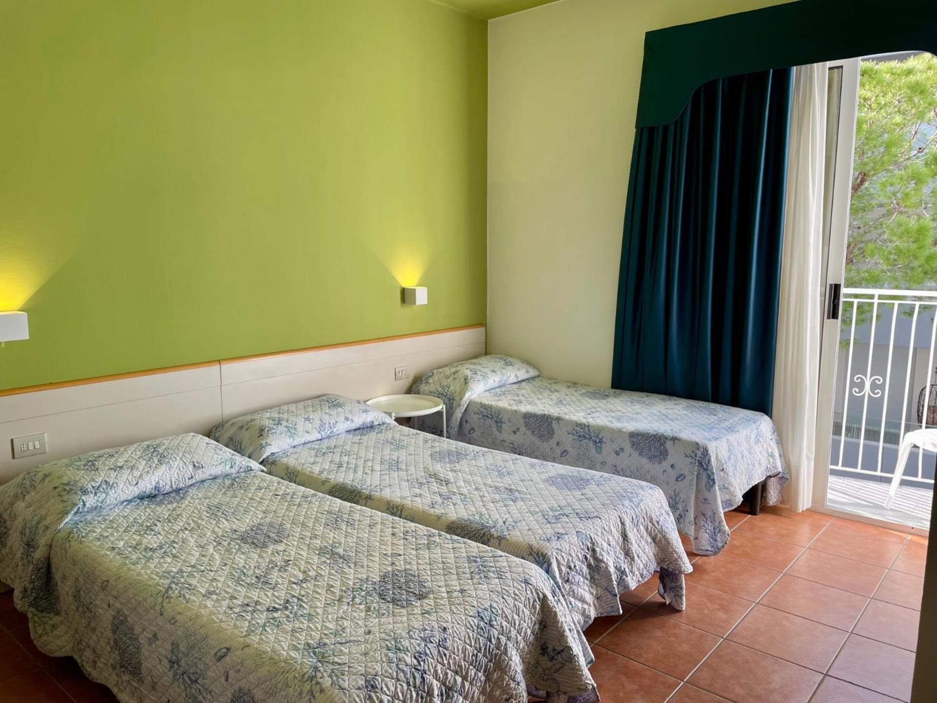 Hotel Portofino ليدو دي يسولو المظهر الخارجي الصورة