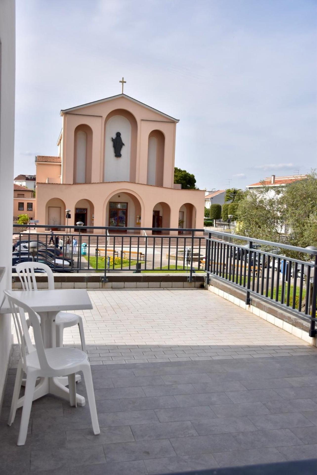 Hotel Portofino ليدو دي يسولو المظهر الخارجي الصورة